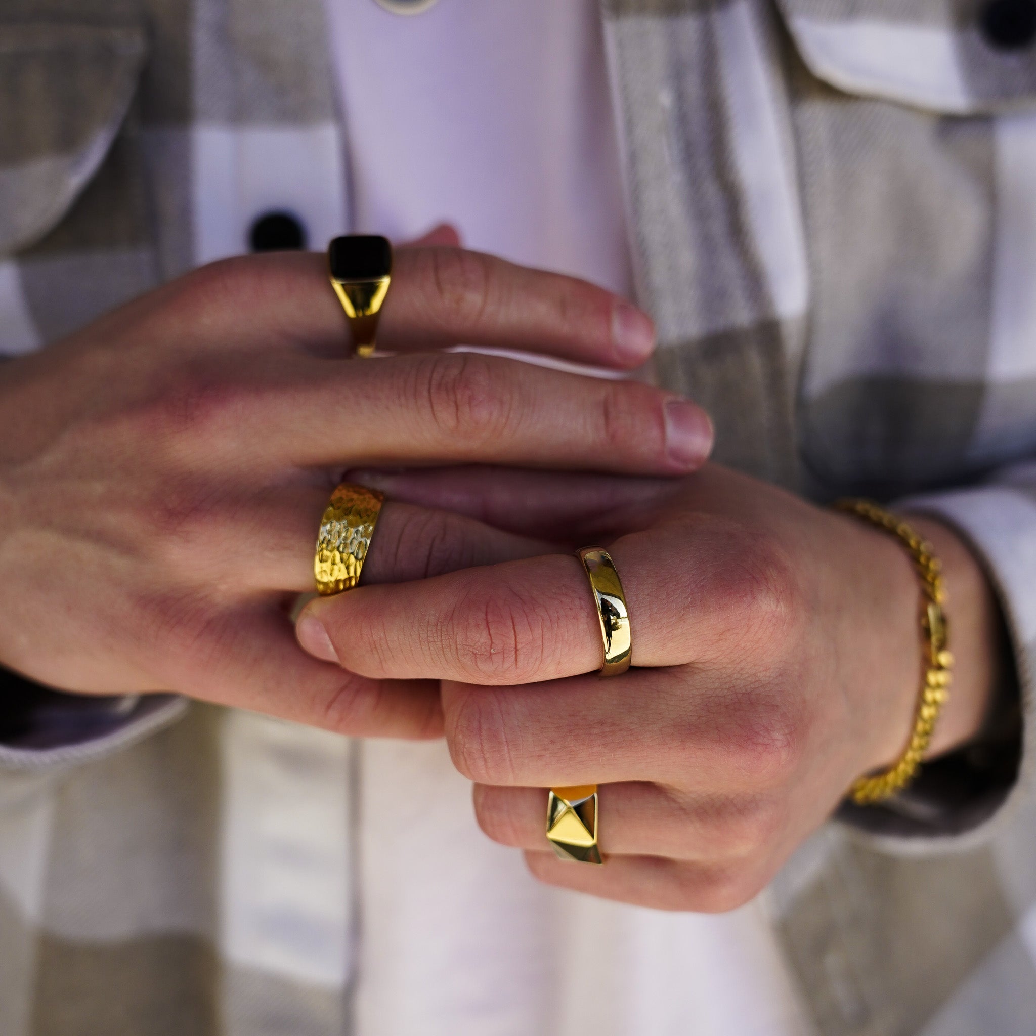 Hammered Signature - Guldtonet ring