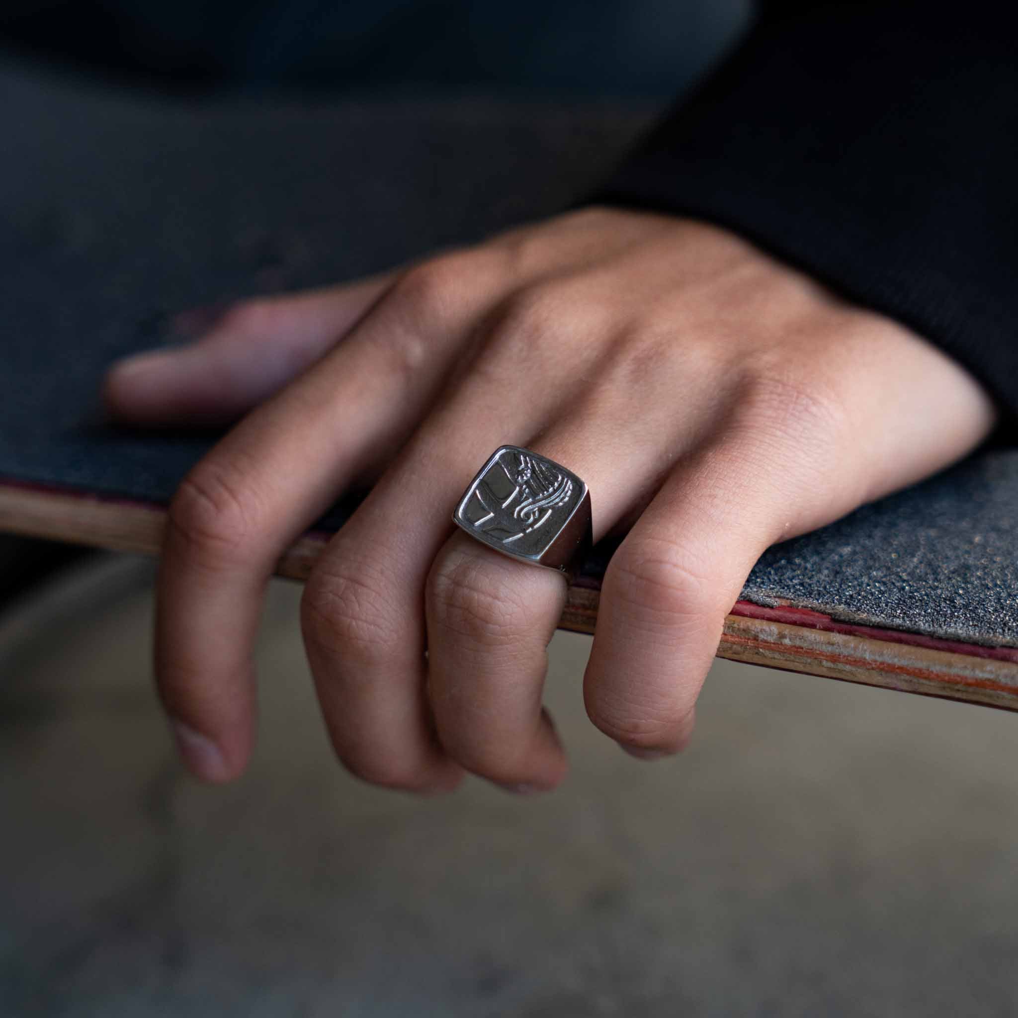 EXPLORER OVERSIZE SIGNET RING (SØLV)