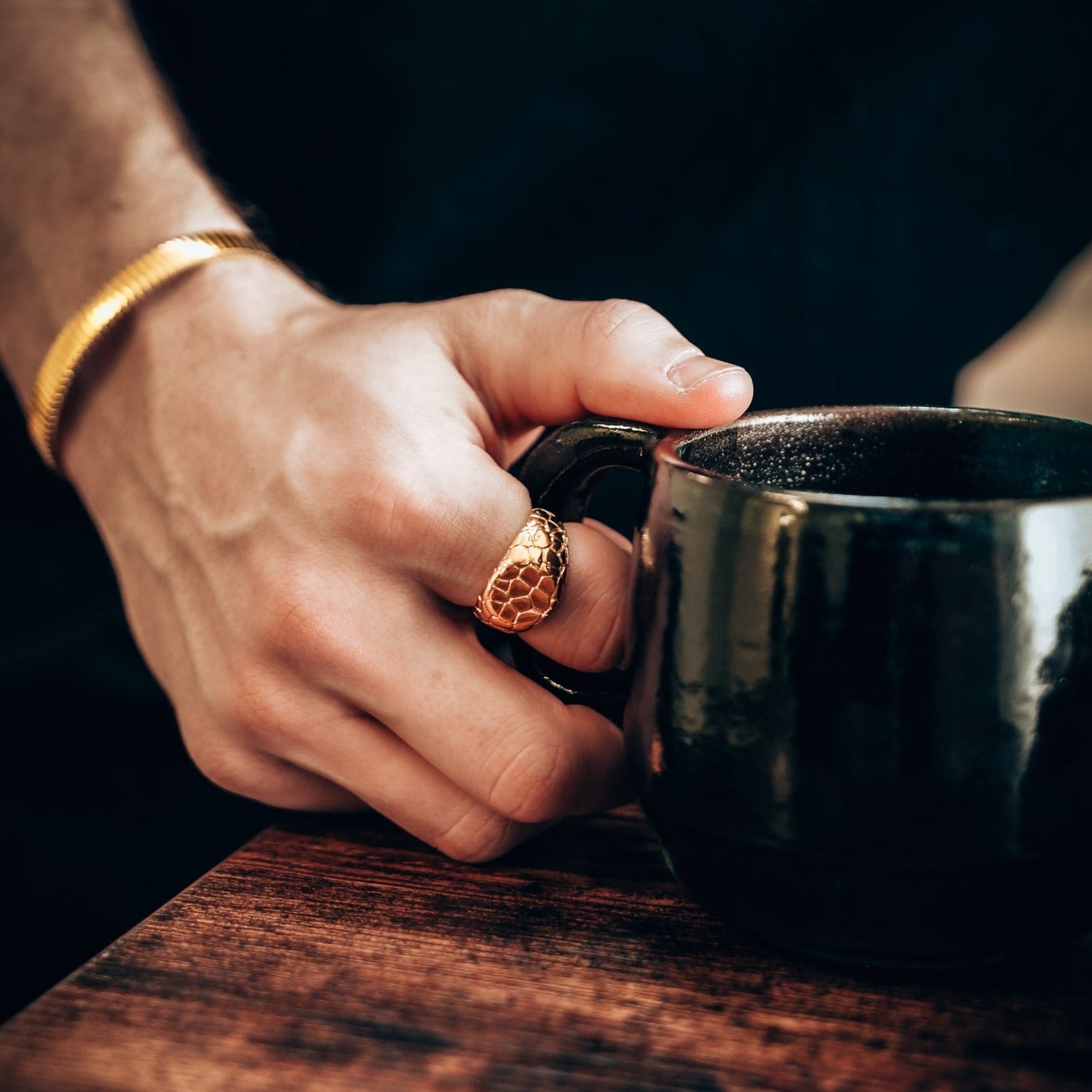 Earthquake Signature - Guldtonet ring