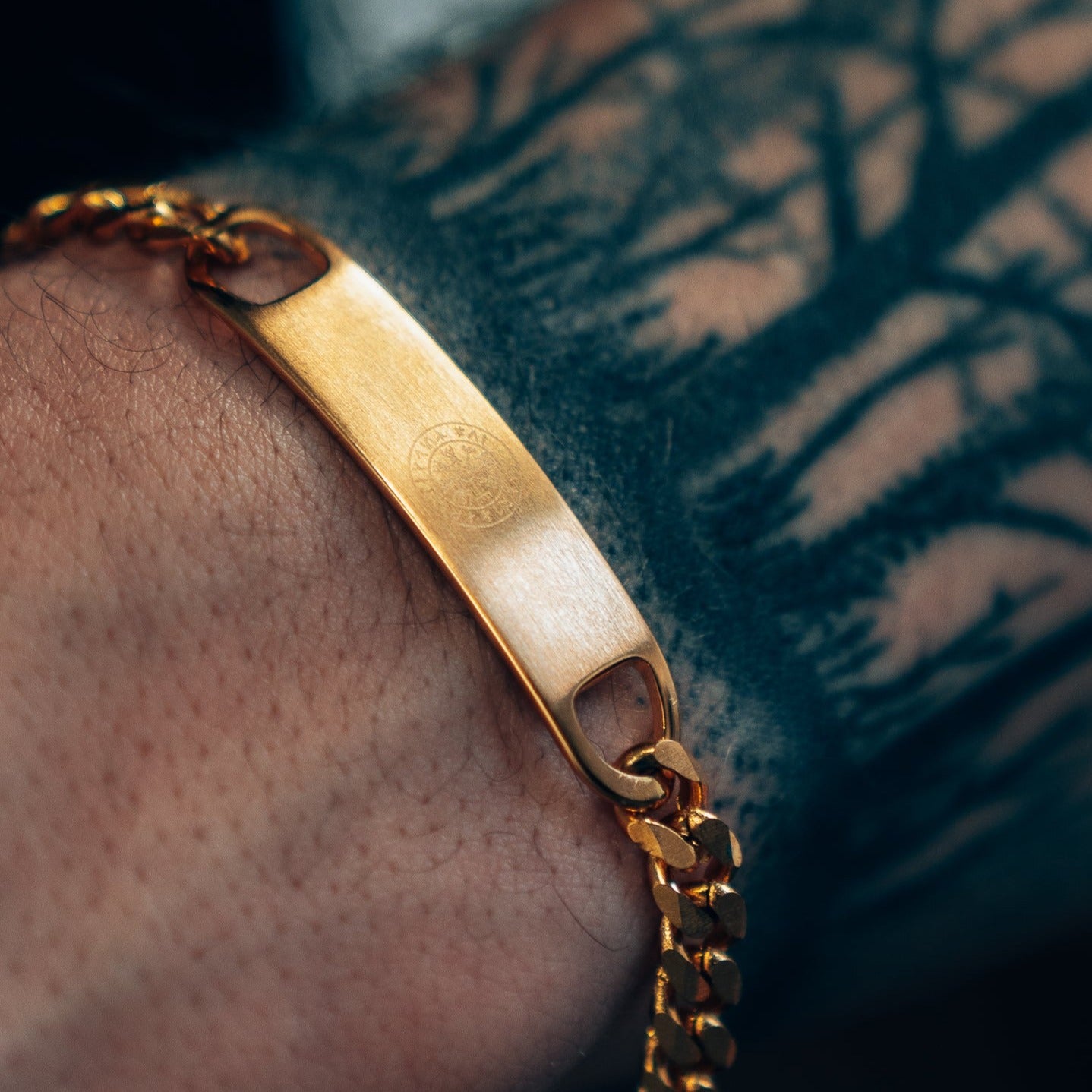 Sequence Tag armbånd - Guldtonet