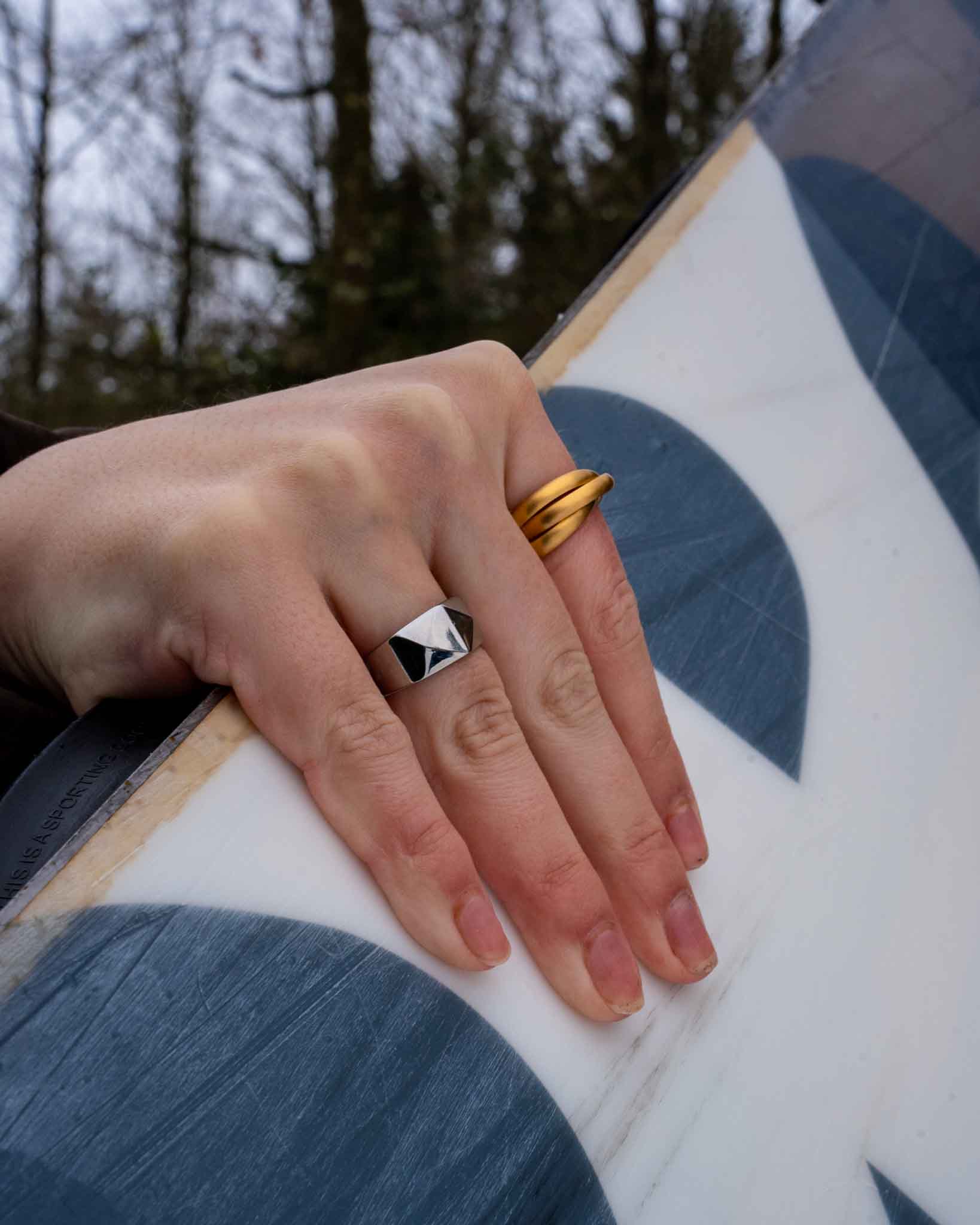 Helix band ring - Gold-toned