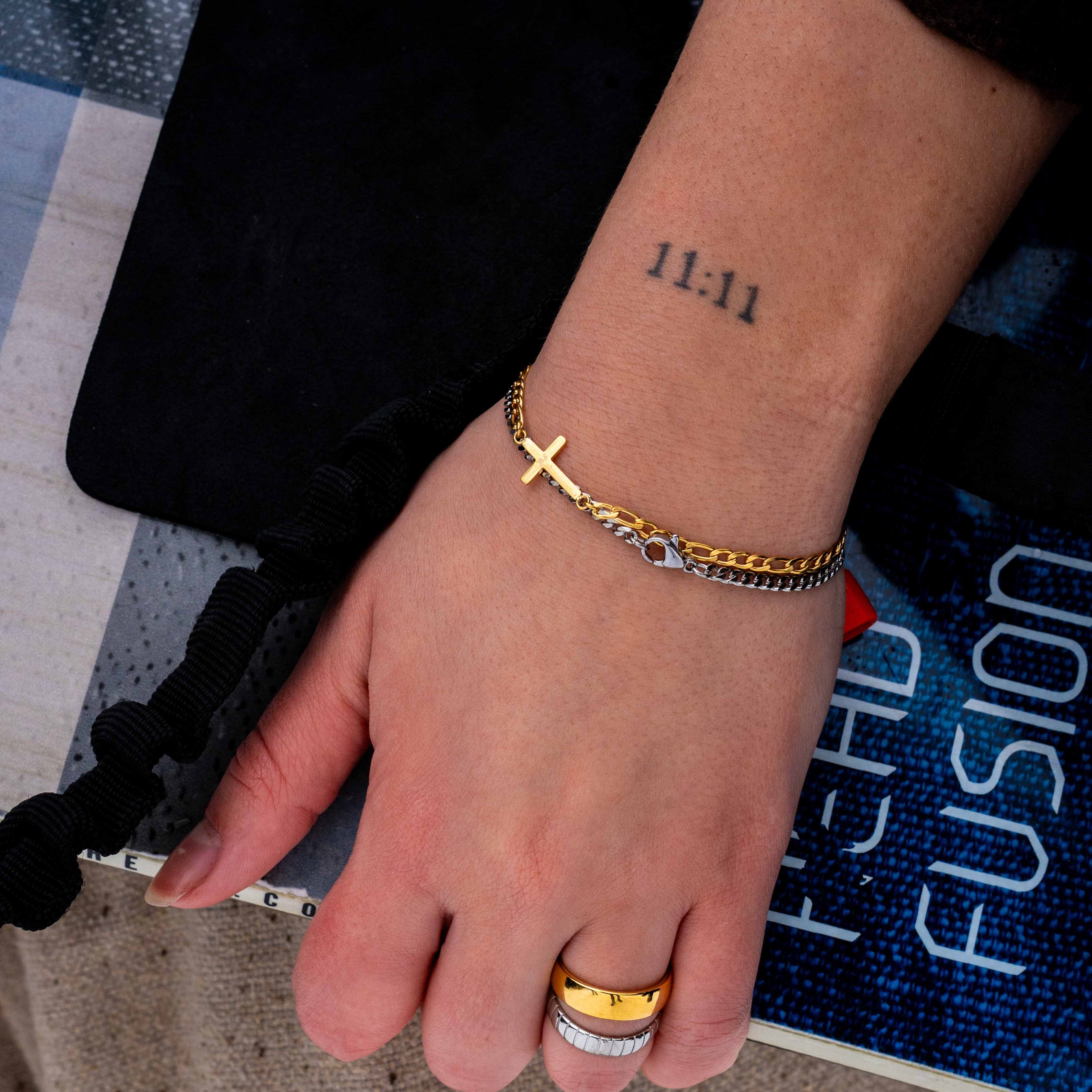 Minimal Sequence bracelet - Silver-toned