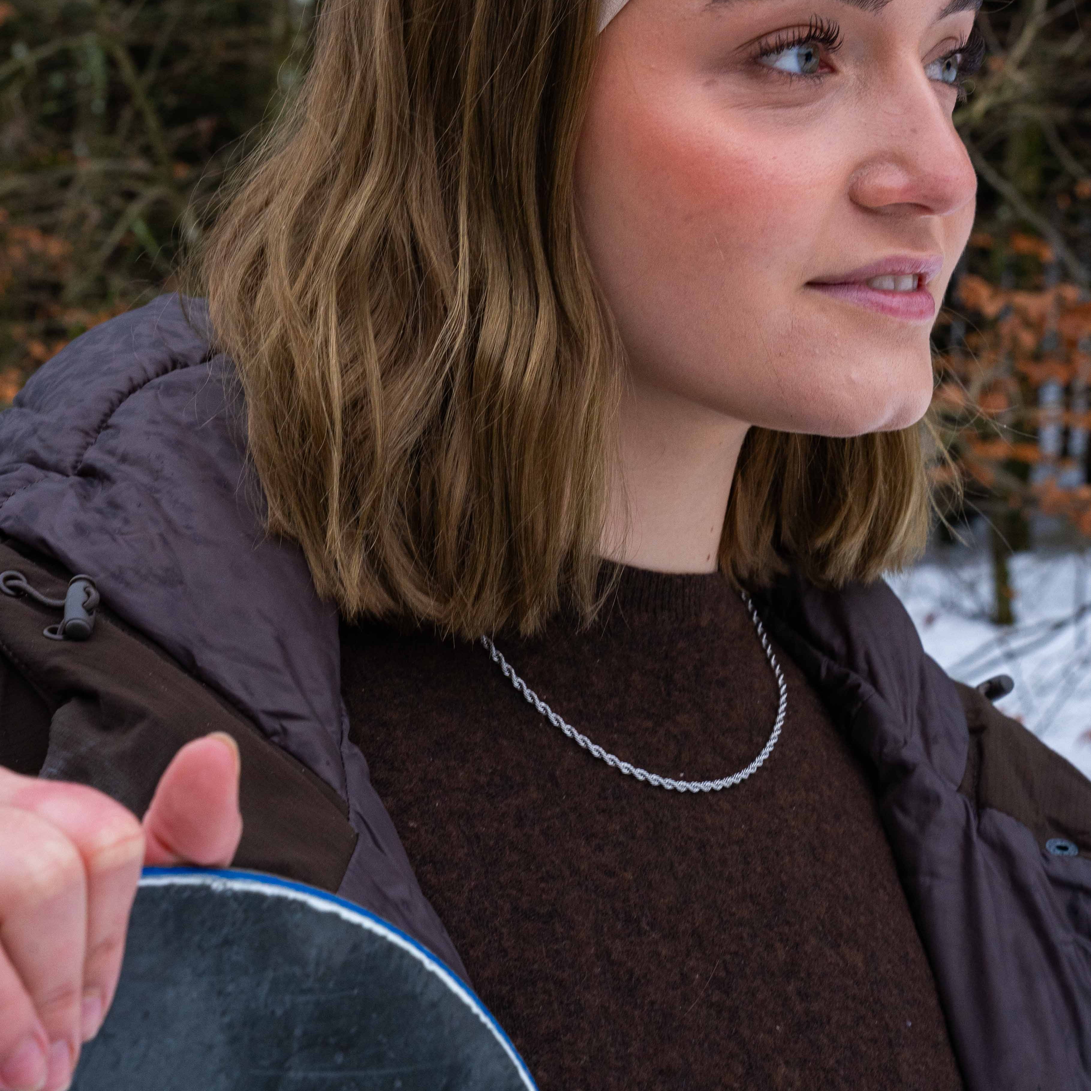 Rope necklace - Silver-toned