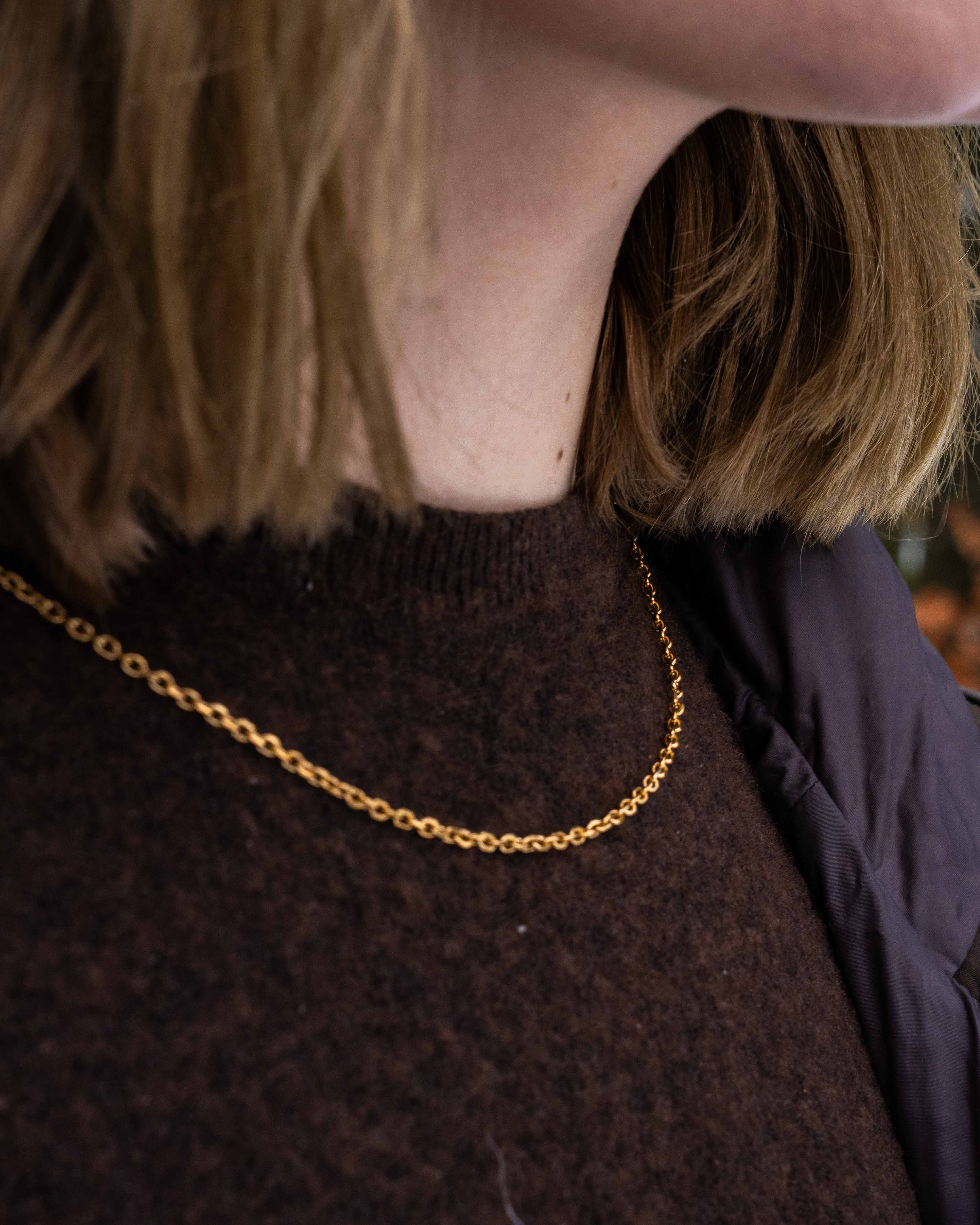 Cable halskæde, Guldtonet