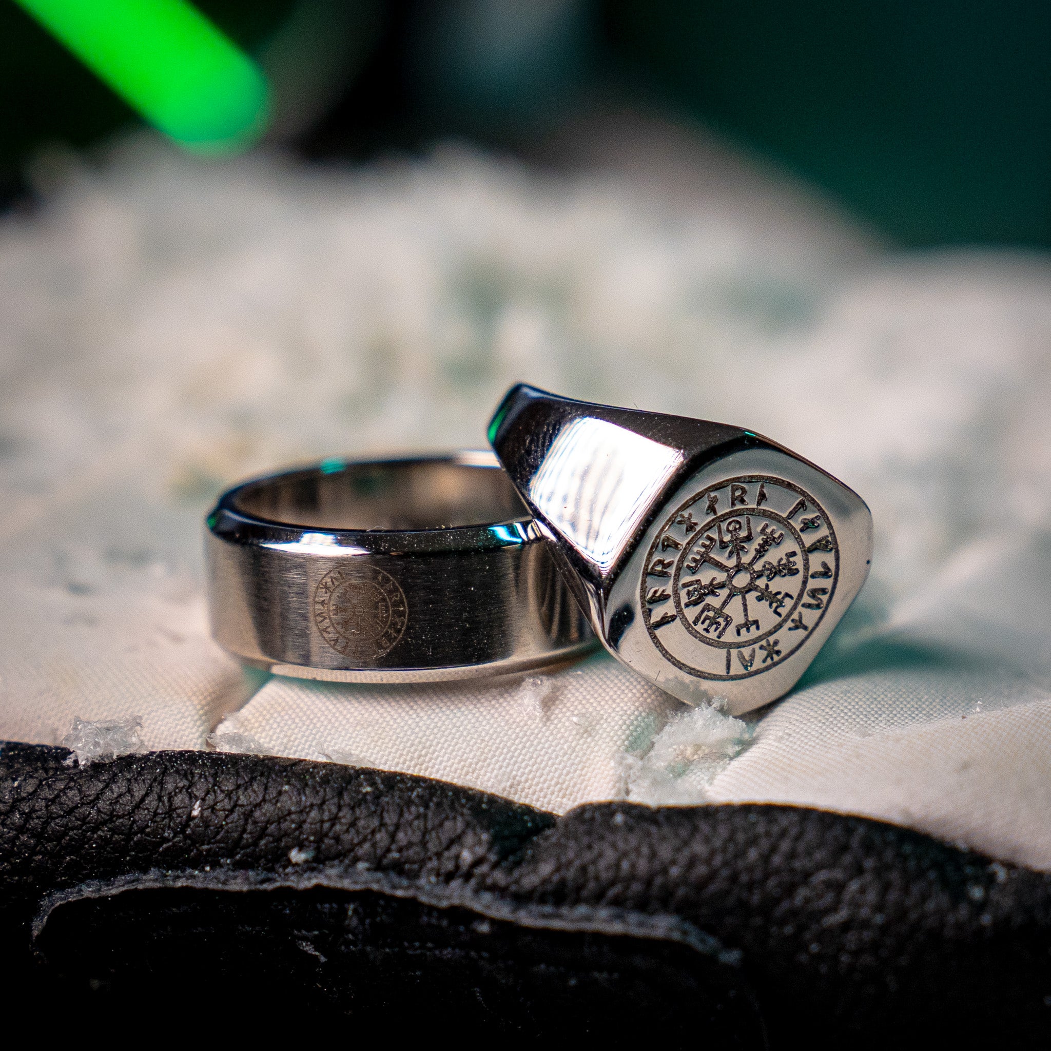 Siempre Vegvisir band - Silvertonad ring