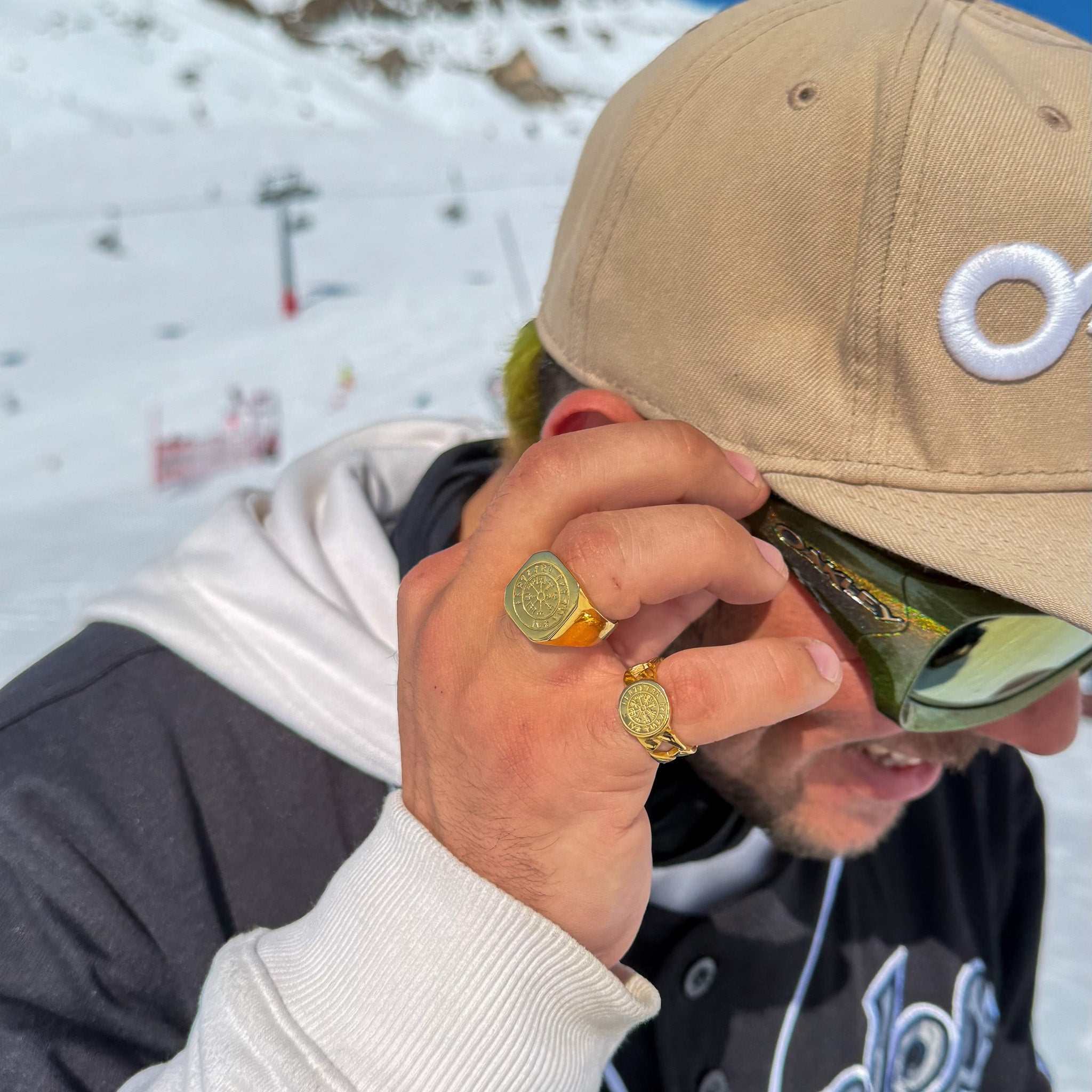 Vegvisir Chain Signature - Guldtonet ring