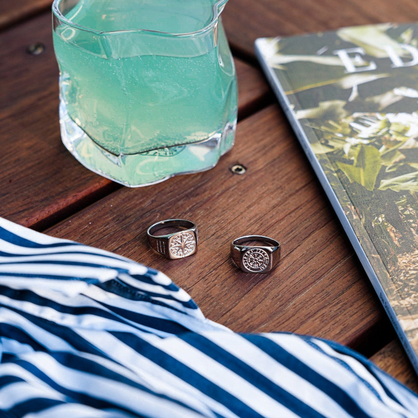 Compass Signature - Silver-toned ring