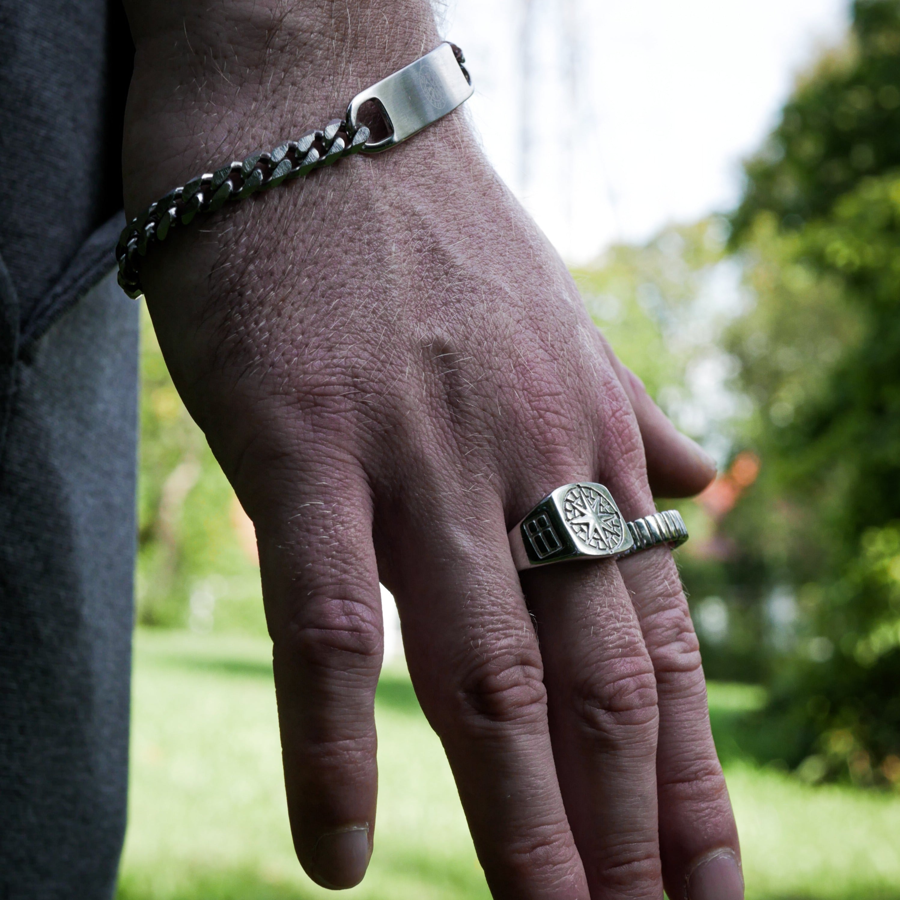 Compass Oversize Signature - Silver-toned ring