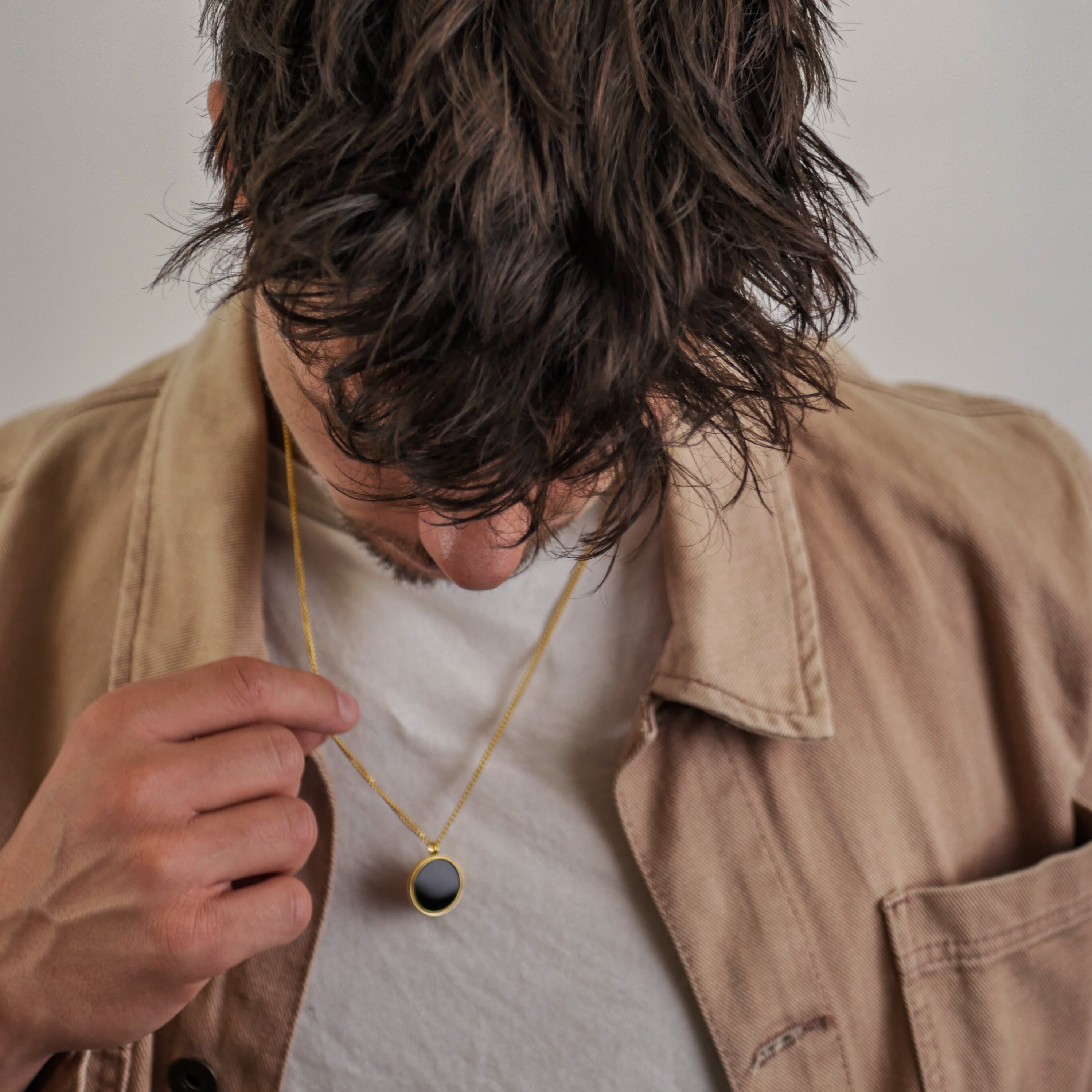 NL Black Onyx pendant - Gold-toned