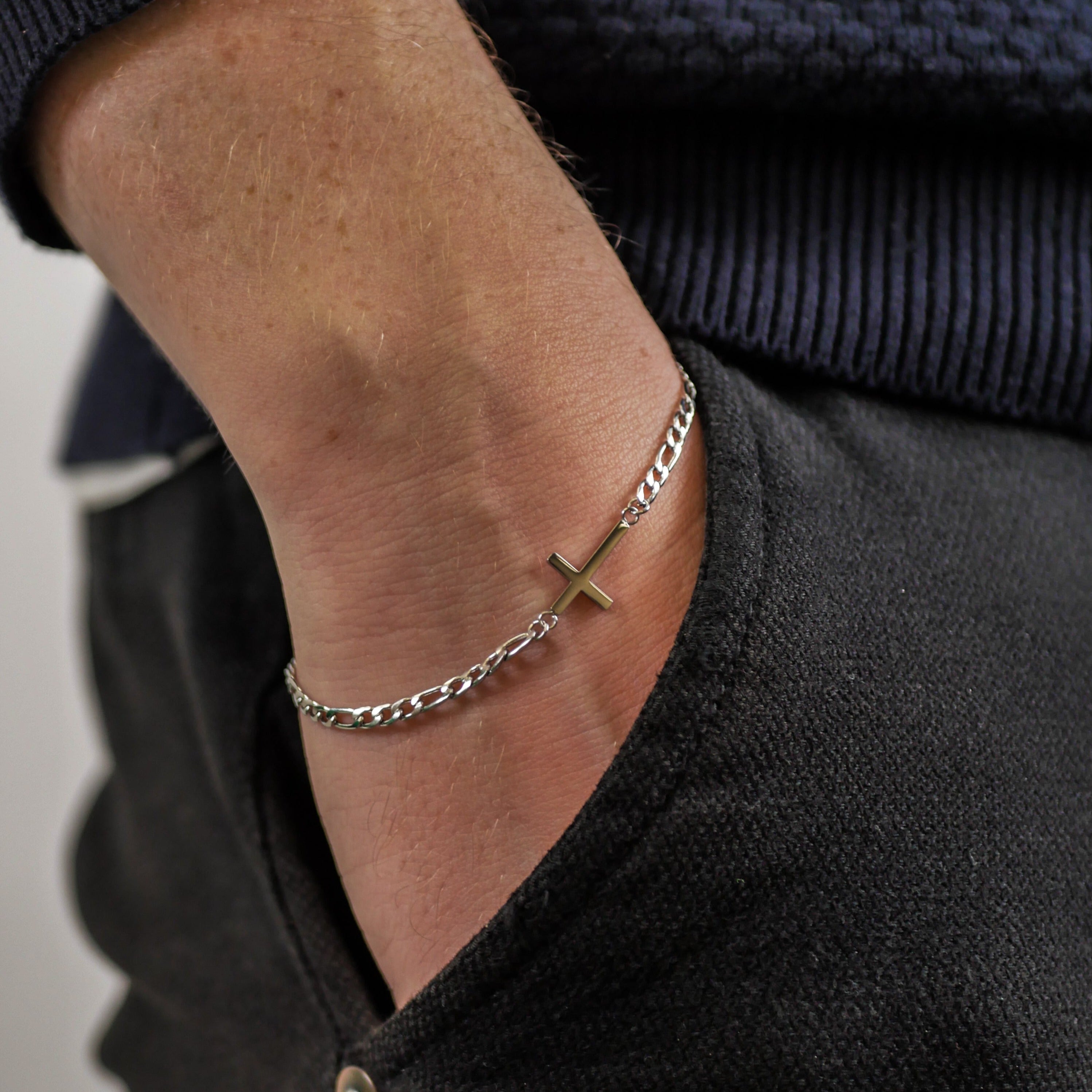 Antique kors armband - silverfärgad