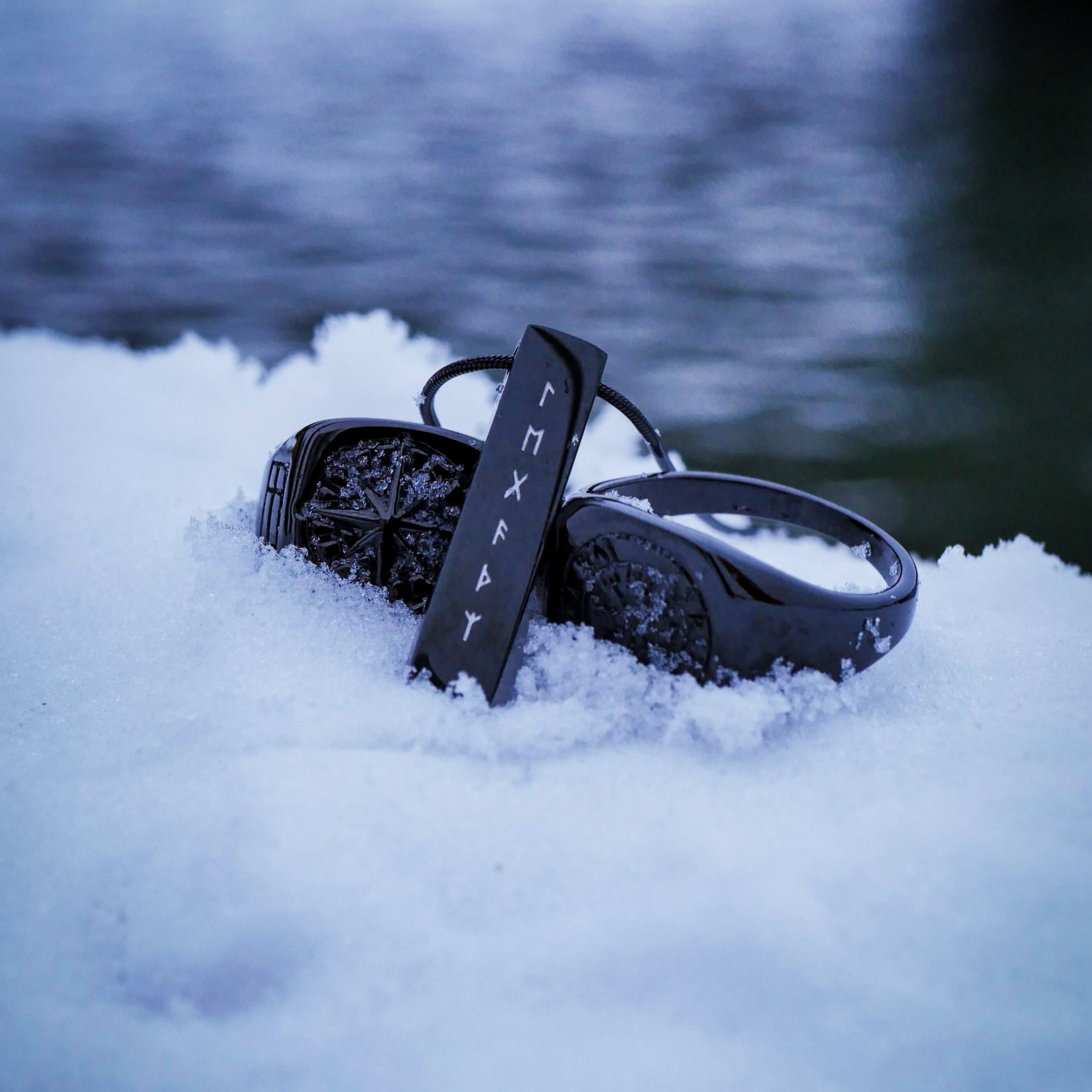 Compass Signature - Svart ring