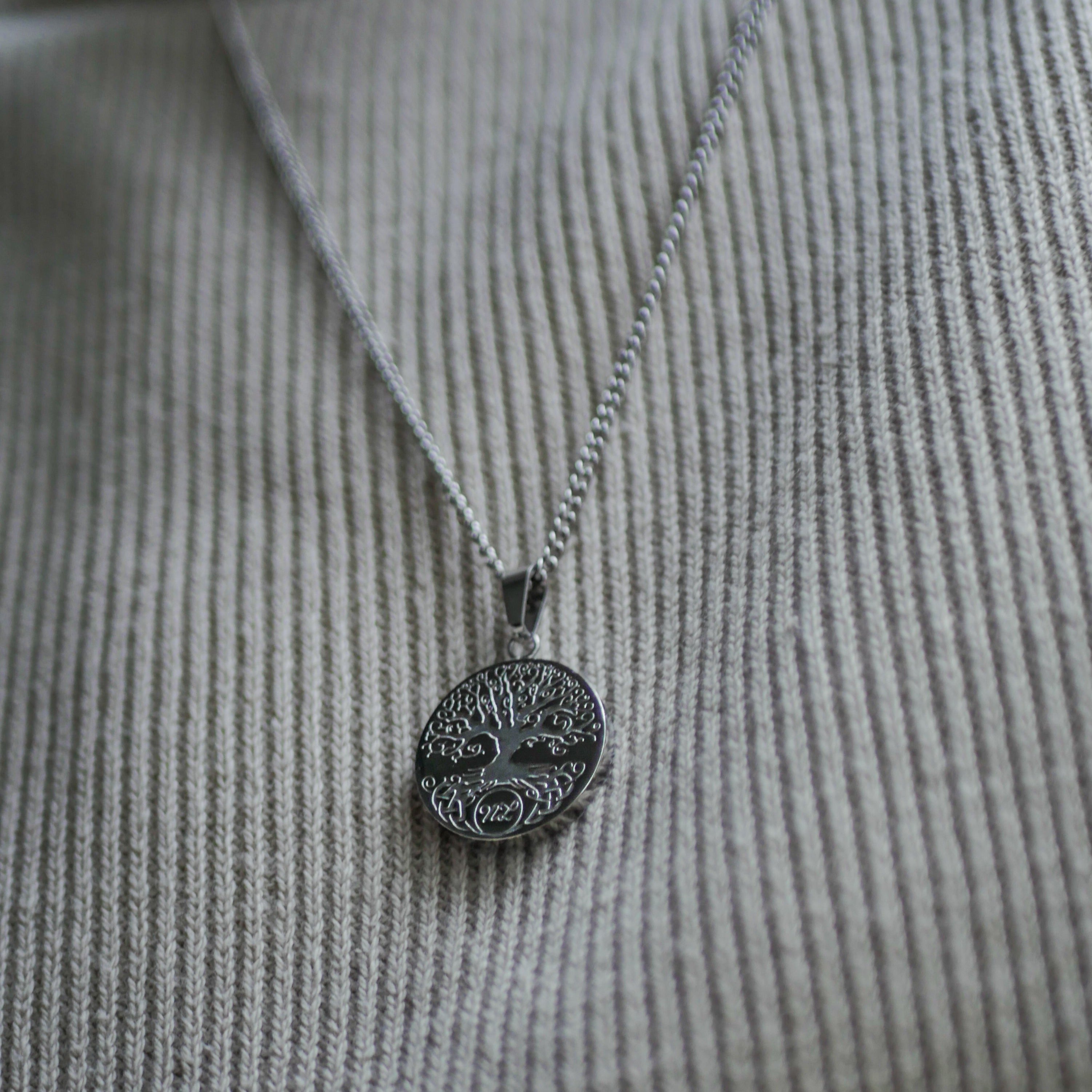 Yggdrasil Halsband - Silverton