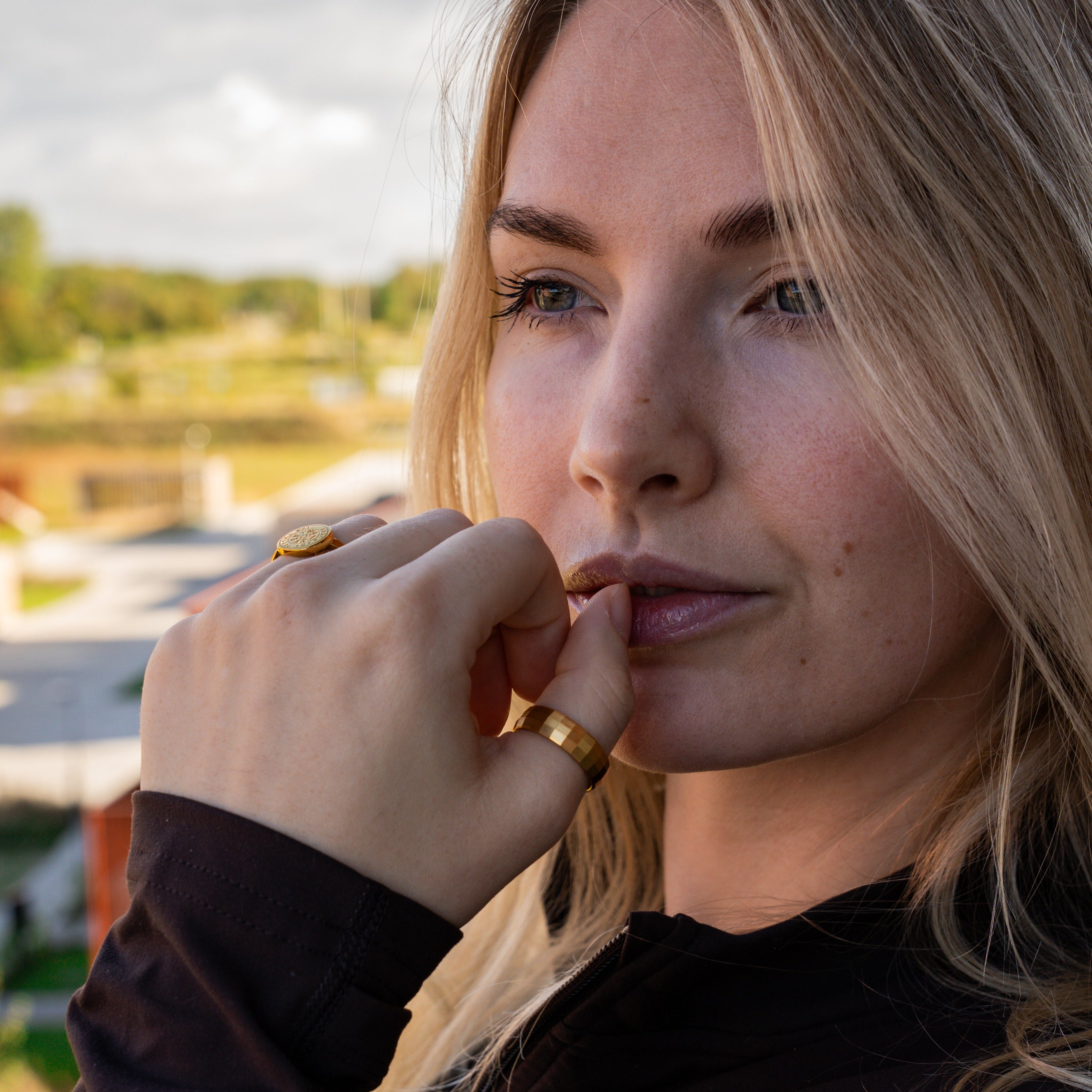 Siempre Cushion band, Guldtbelagt ring