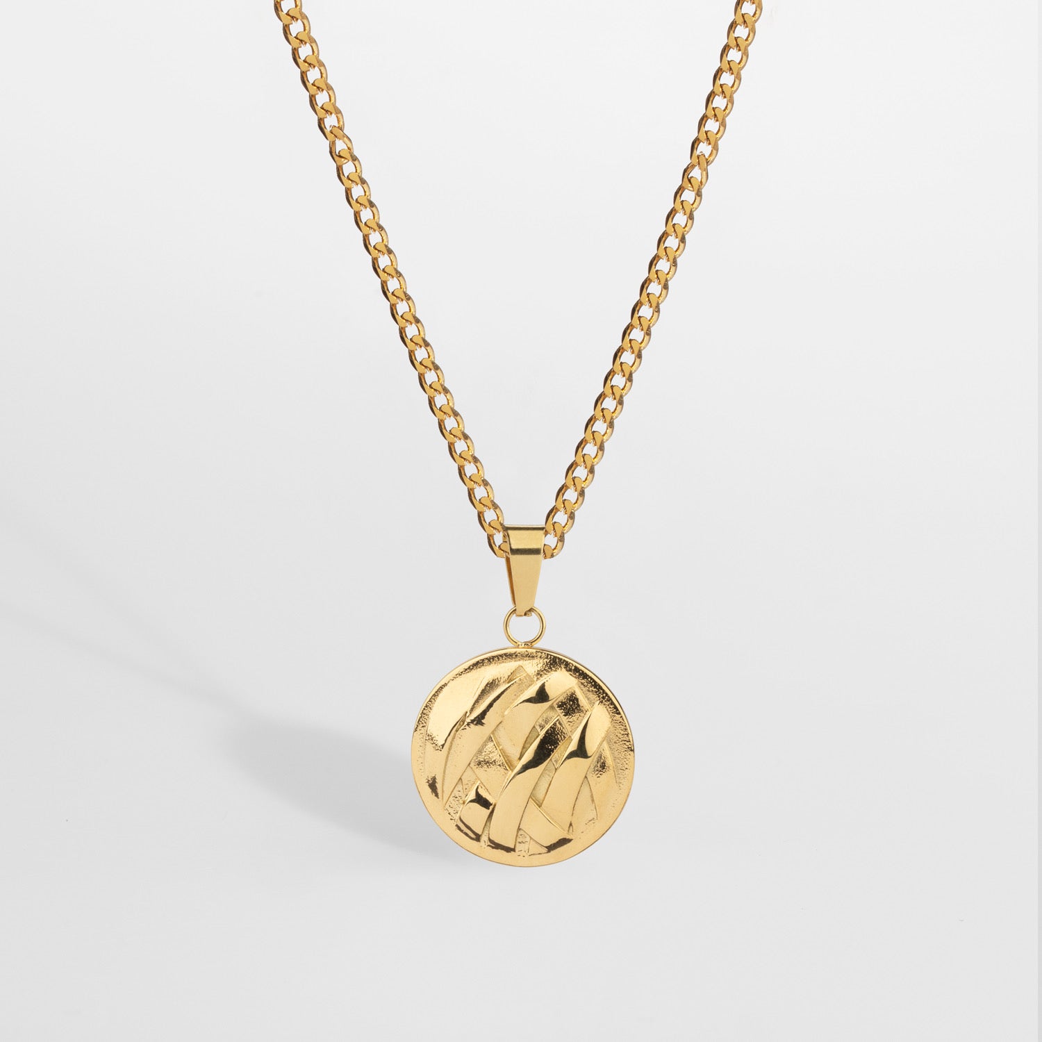 NL Armor pendant - Gold-toned