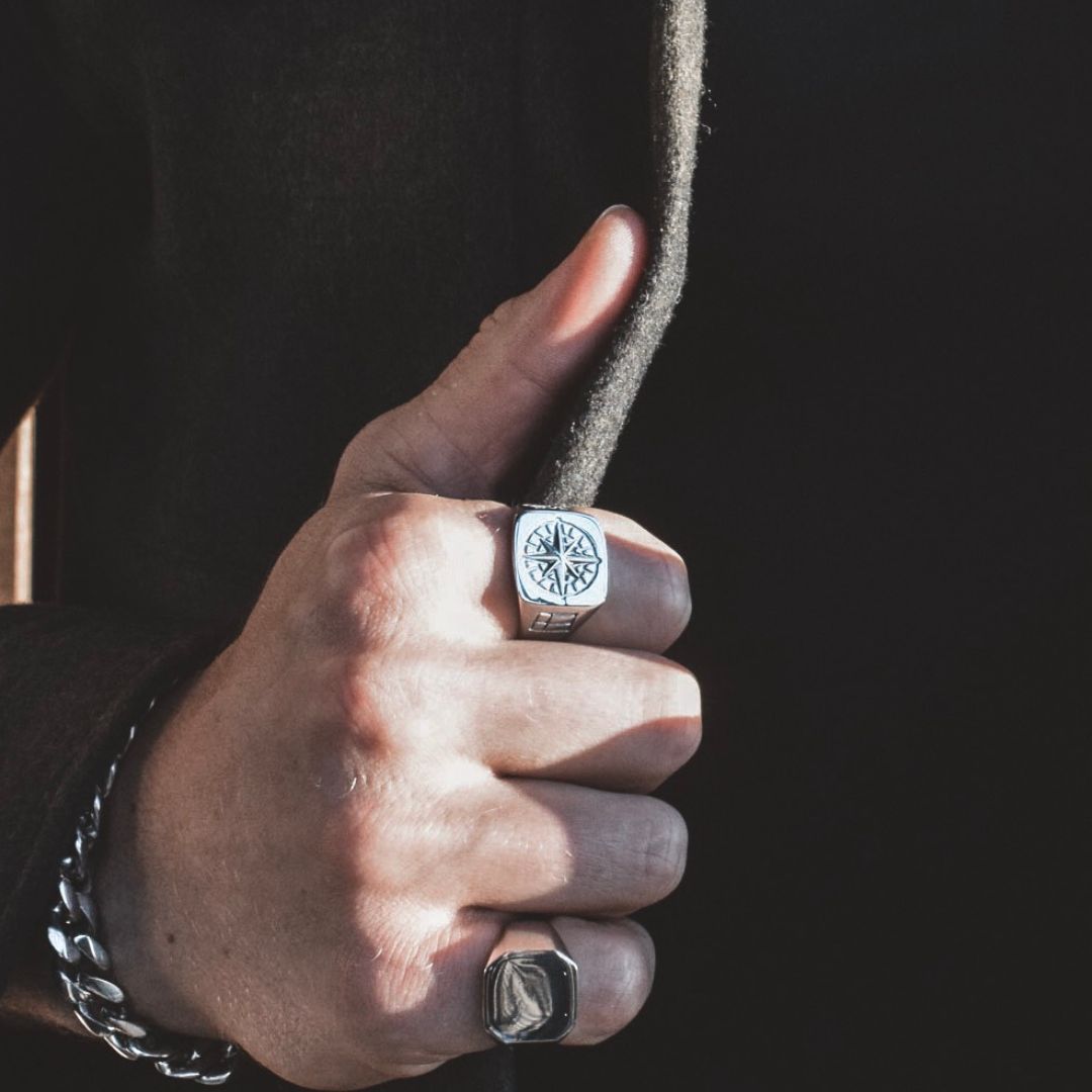 Compass Oversize Signature - Silver-toned ring