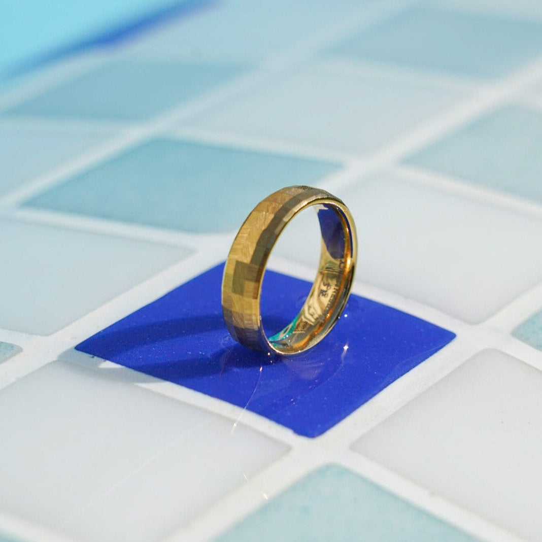 Siempre Cushion band, Guldtbelagt ring