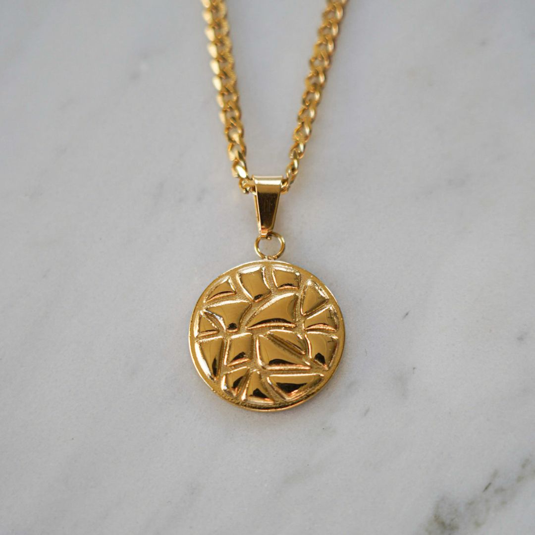 NL Earthquake pendant - Gold-toned