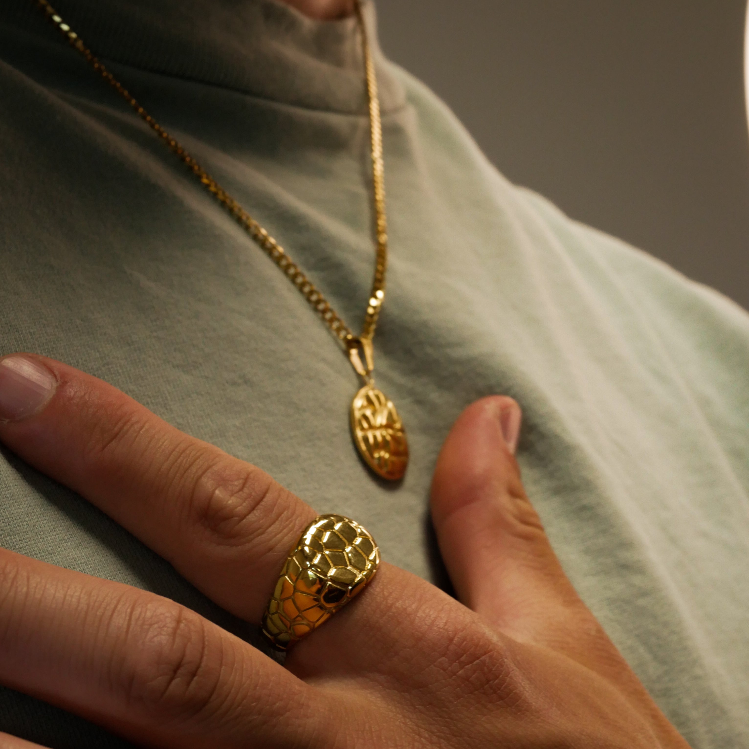 Earthquake Signature - Guldtonet ring