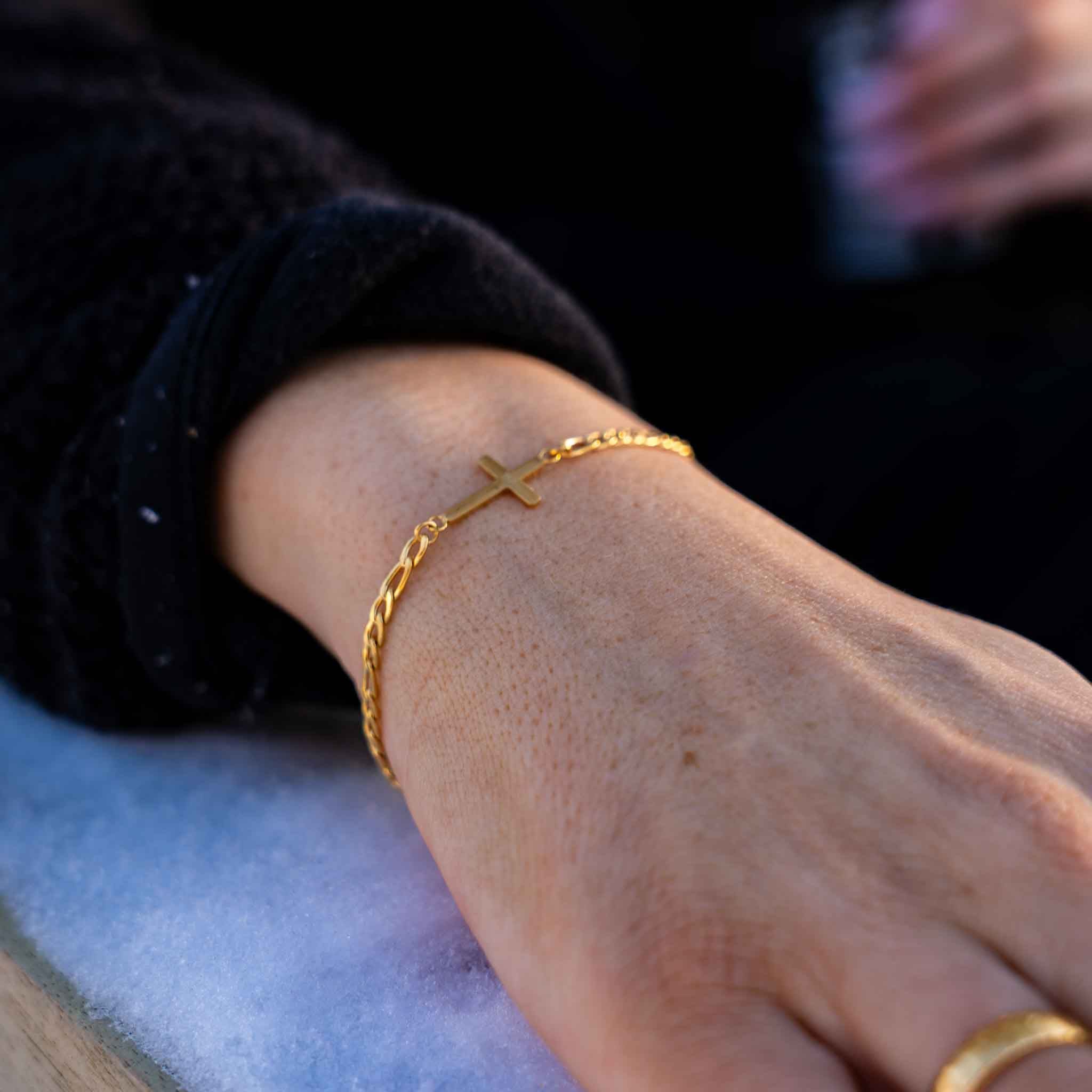 Antik korsarmband - guldton