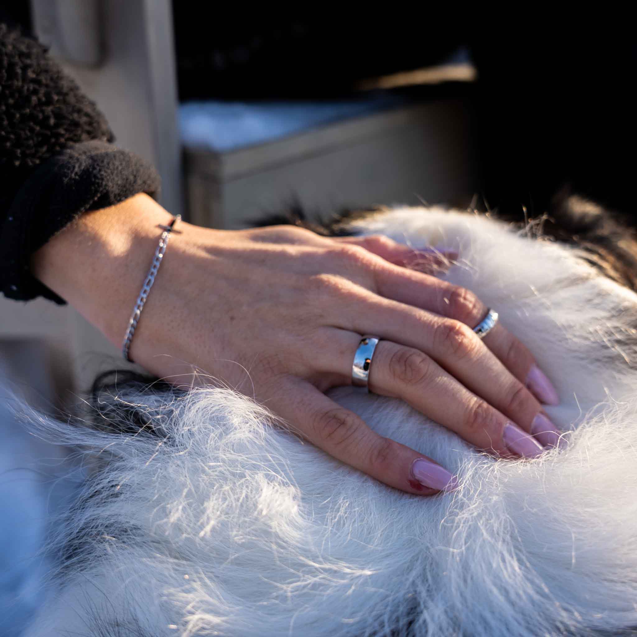 Antique kors armband - silverfärgad