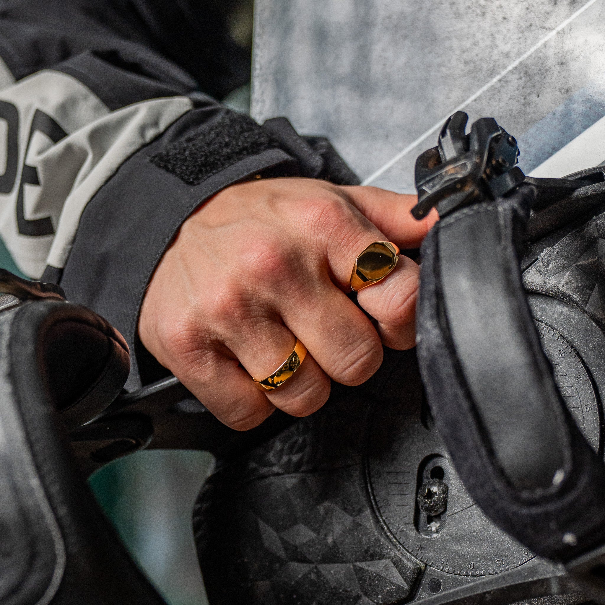 Classic Signature - guldfärgad ring