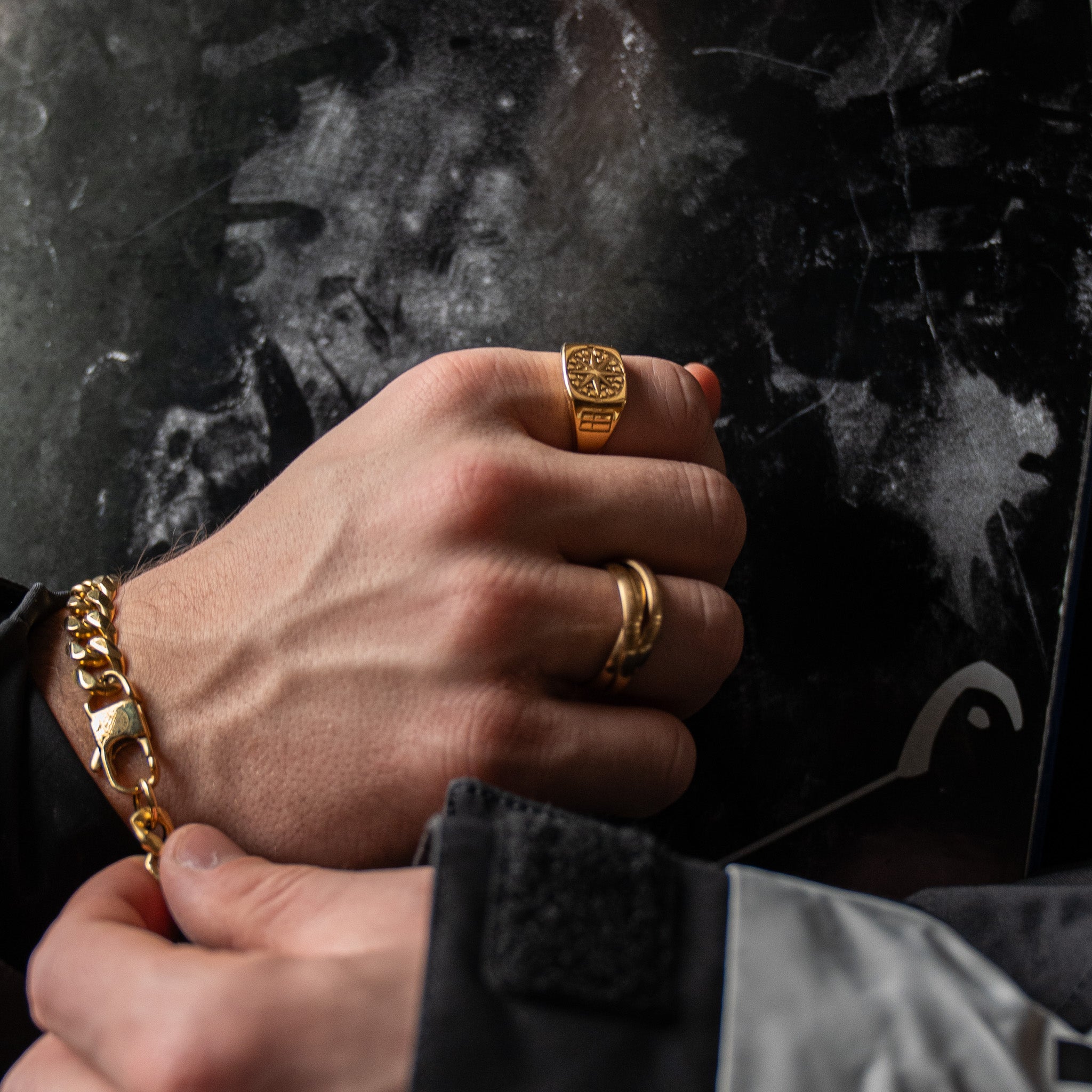 Helix band ring - Gold-toned