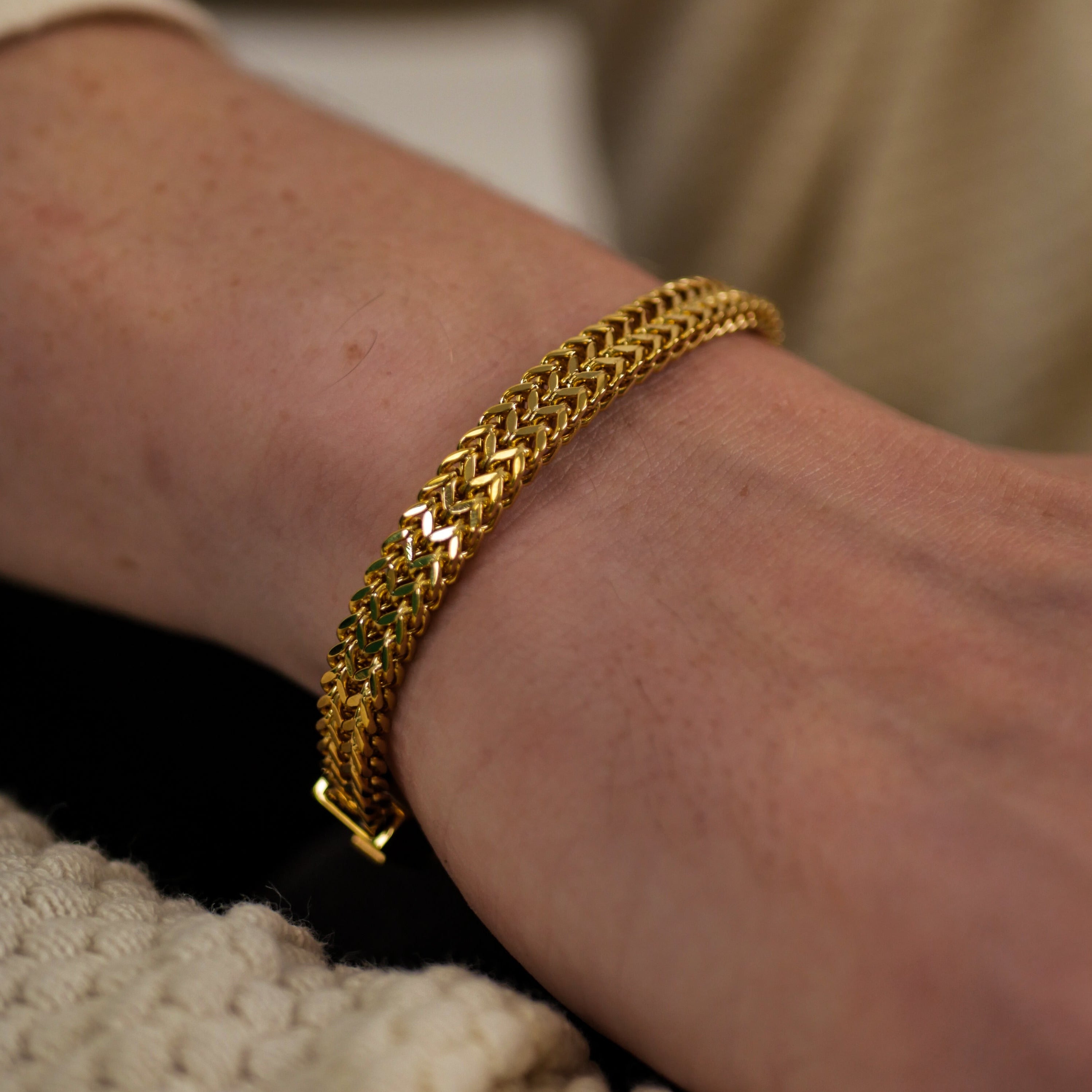 Fehu bracelet - Gold-toned