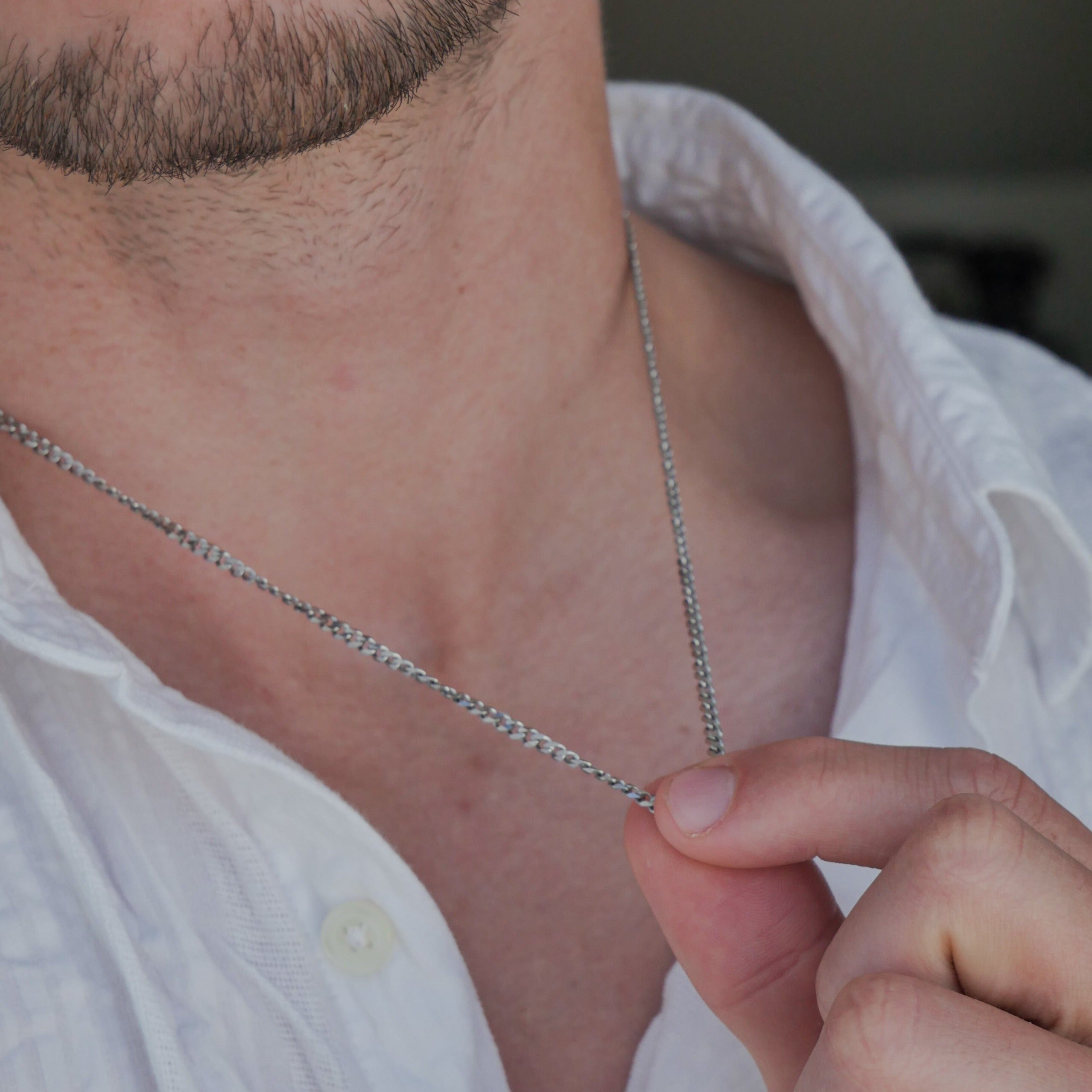 Minimal Sequence necklace - Silver-toned