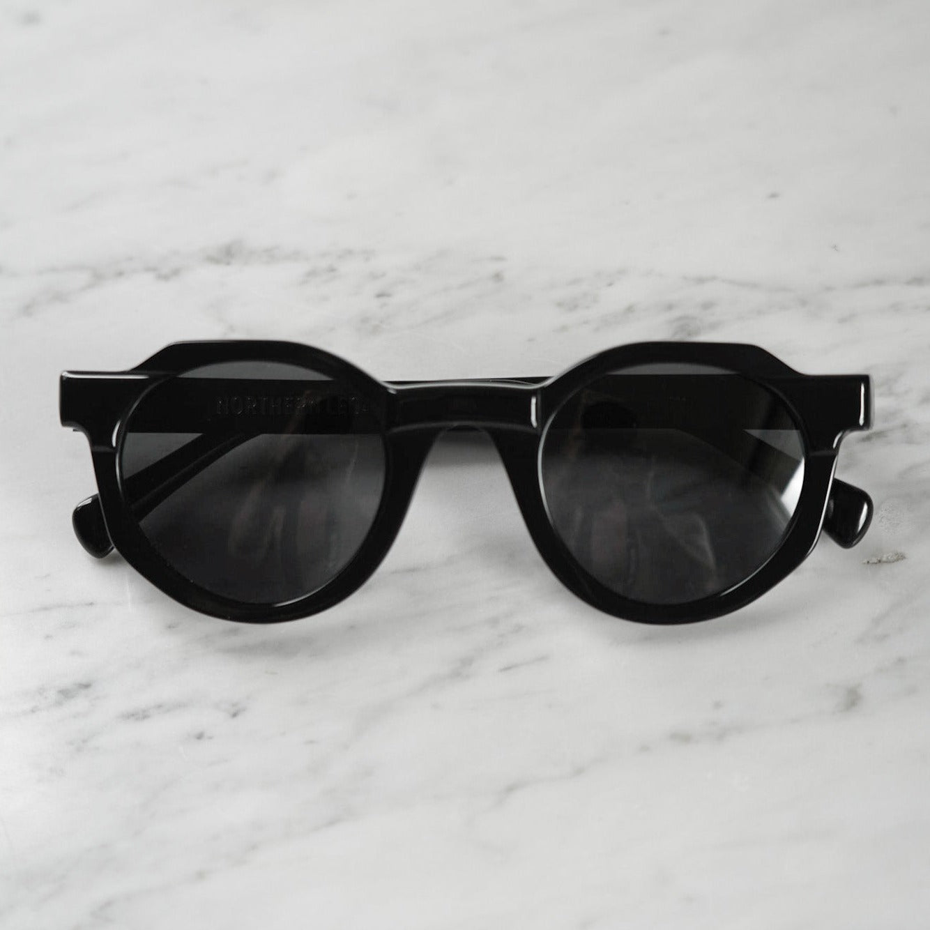 Signature sunglasses - Deep Black