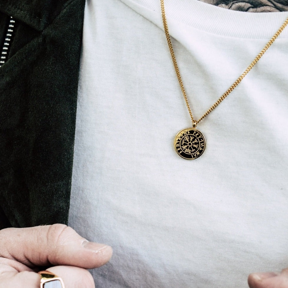 NL Vegvisir pendant - Gold-toned